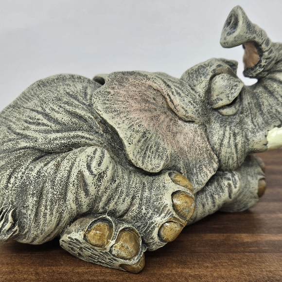 Vintage 1998 Sealmark Elephant figurine - Picture 5 of 8
